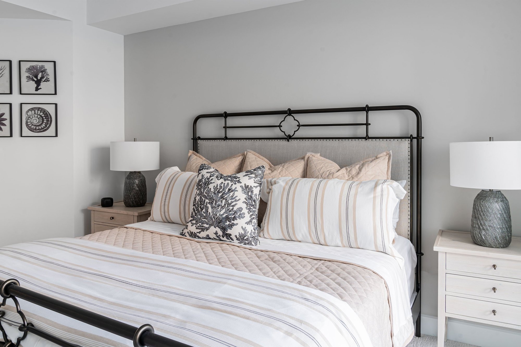 GV Model 303 - Bedroom(1)