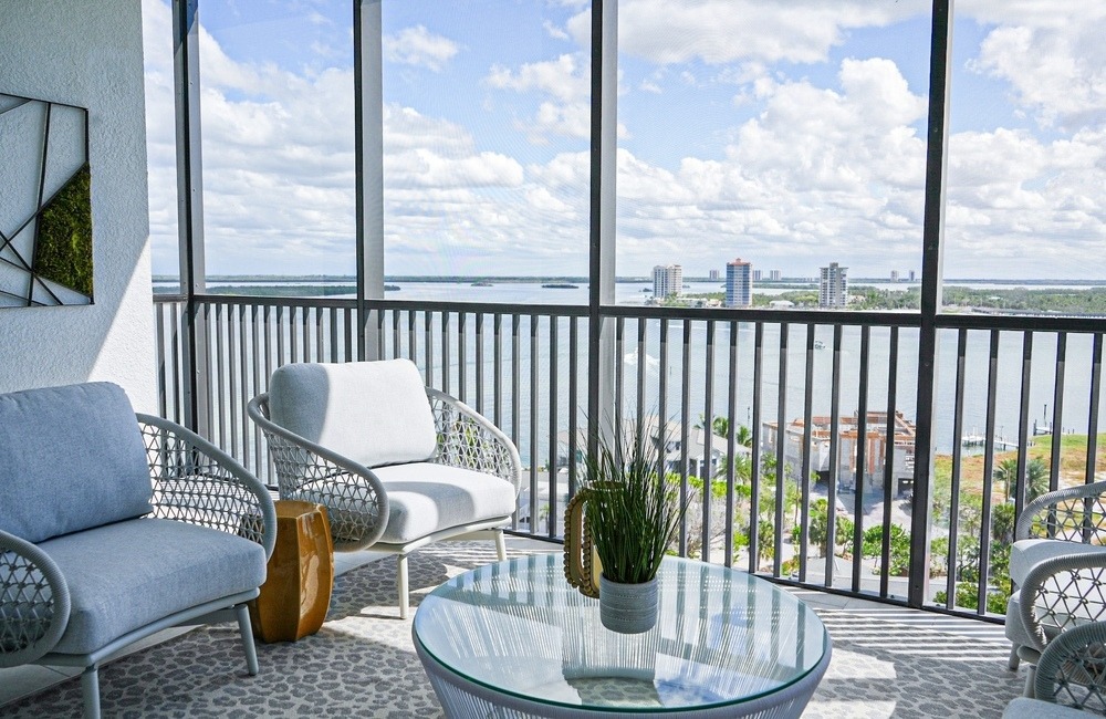 What Are Senior Homebuyers Looking for in a Luxury Florida Home?