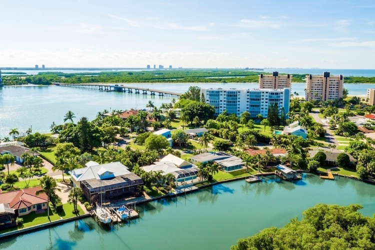 Explore the Luxury Waterfront Condo Penthouses at Grandview at Bay Beach