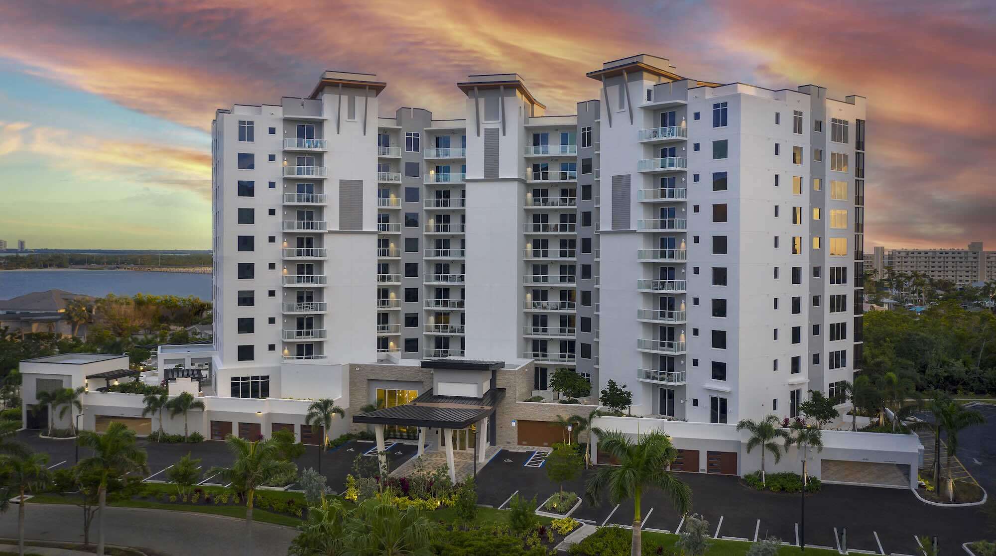What to Look for When Buying a Waterfront Residence